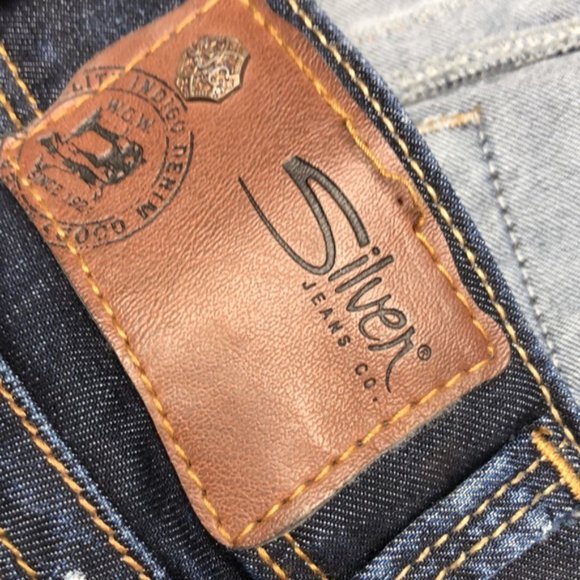 LIKE NEW VINTAGE SILVER SUKI FLARE BOOT JEANS 30x32 ⭐️ - Picture 8 of 16